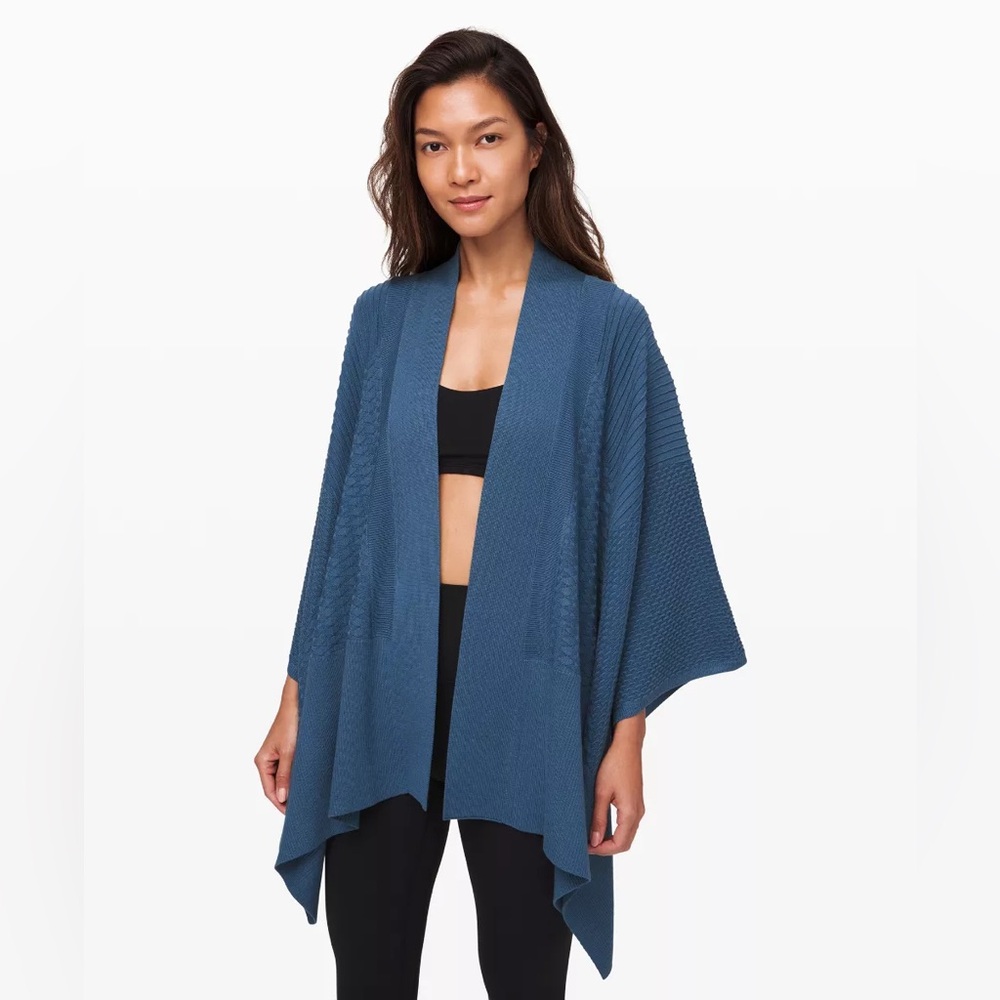 lululemon athletica Blue Open-Front Knit Poncho Shrug as is